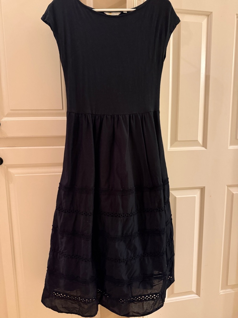 Boden Black Short-Sleeve Eyelet Tiered Midi Dress